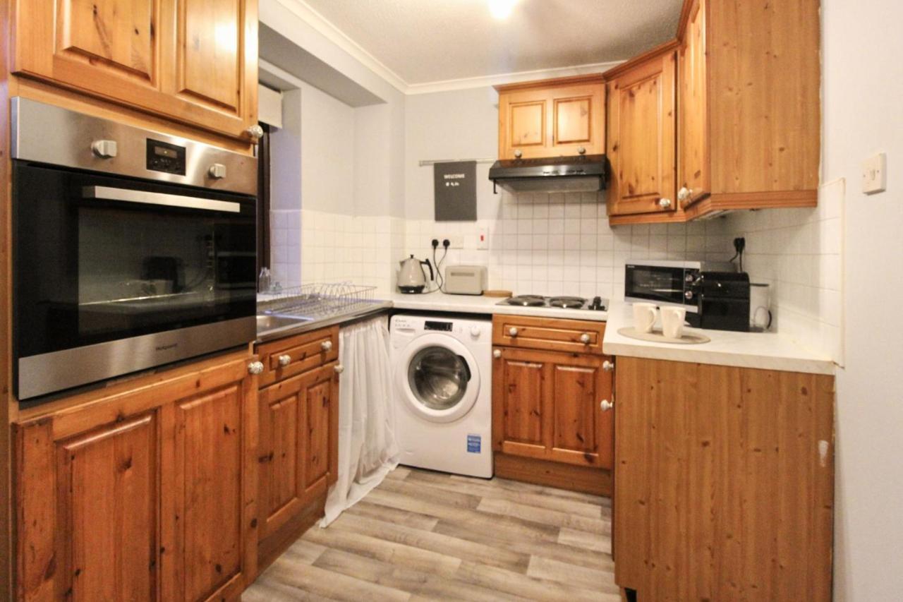 Comfortable 2 Bedroom House With Free Parking Nottingham Kültér fotó