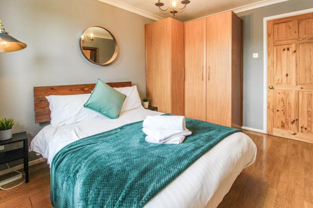 Comfortable 2 Bedroom House With Free Parking Nottingham Kültér fotó